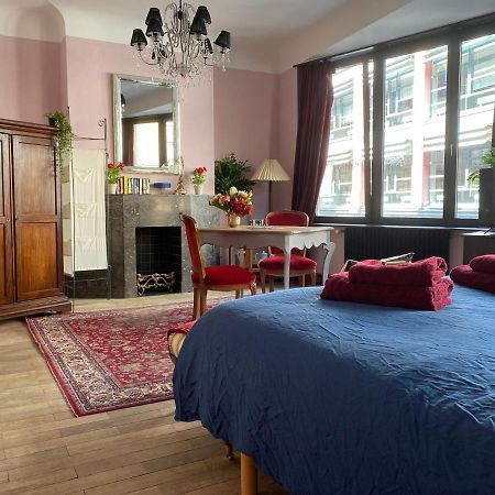 Apartament The Pink Studio - Exceptional Location In City Center - Unique & Elegant Namur Zewnętrze zdjęcie